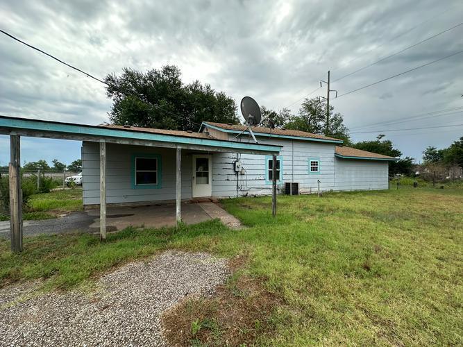 14th St, Woodward, OK 73801