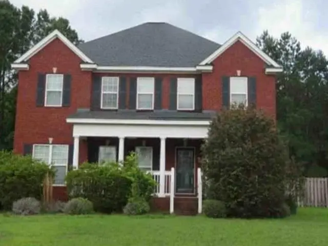 Young Way, Richmond Hill, GA 31324