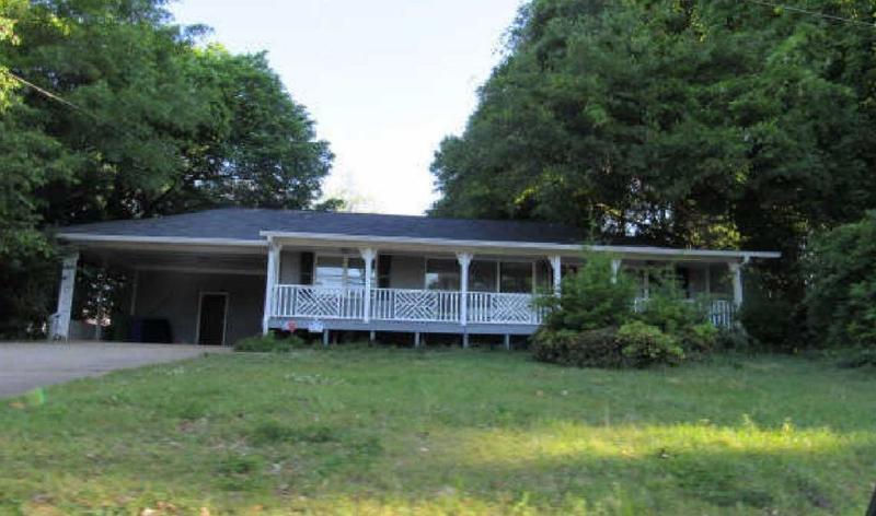 W Mountain St, Stone Mountain, GA 30083
