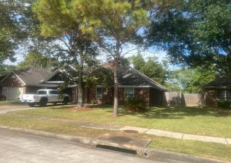 Briarwood Ct, League City, TX 77573