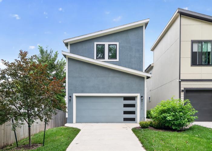 Forest Ave, Kansas City, MO 64110