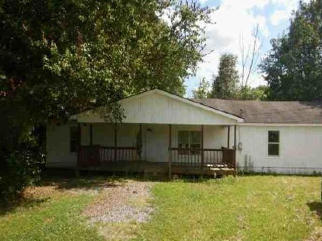 Dunn Dr, Albertville, AL 35950