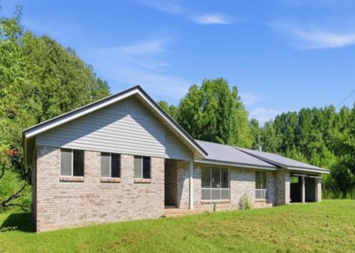 Highway 21 N, Philadelphia, MS 39350