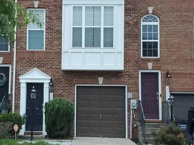 Tweeddale Pl, White Plains, MD 20695