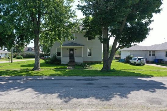 9th Ave, Clarence, IA 52216