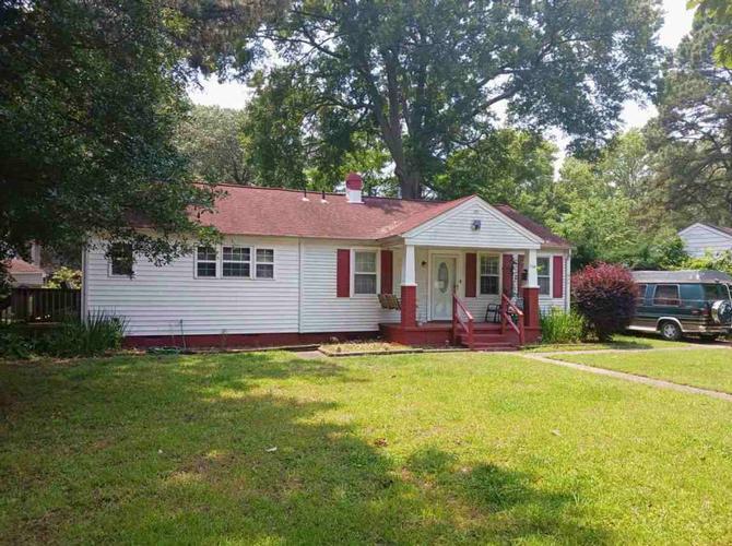 Paul St, Newport News, VA 23605
