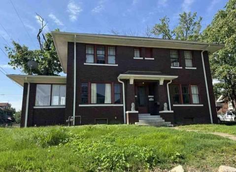 E Gum St, Evansville, IN 47713