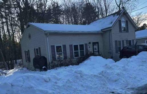 Whipple St, Springvale, ME 04083