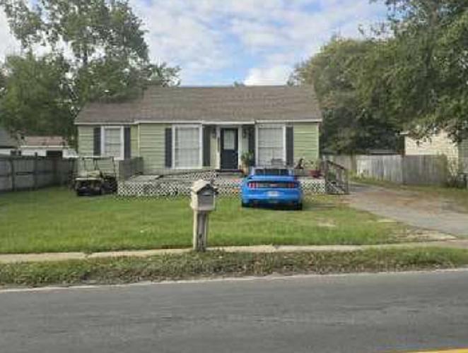 Pascagoula St, Pascagoula, MS 39567