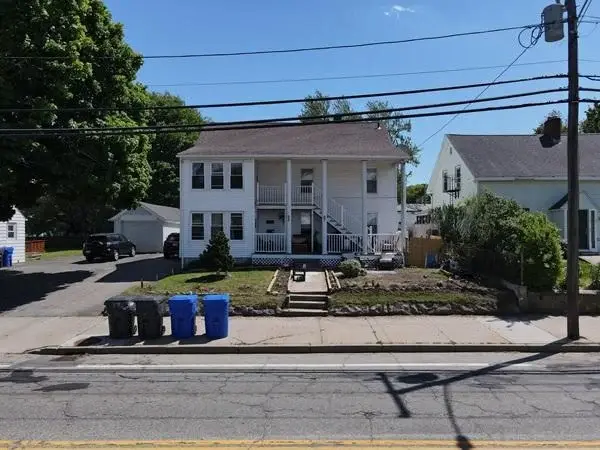 W Warwick Ave, West Warwick, RI 02893