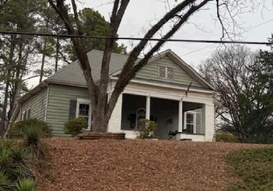 W Green St, Marion, AL 36756