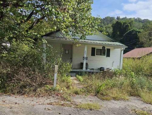 Long St, Hulen, KY 40845