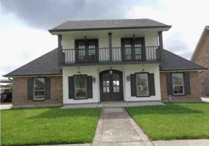 Debouchel Blvd, Meraux, LA 70075