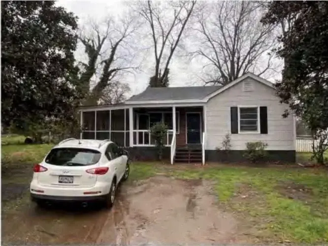Caroline St, Spartanburg, SC 29303