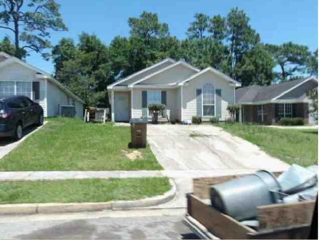 Saint Charles Ct, Mobile, AL 36618