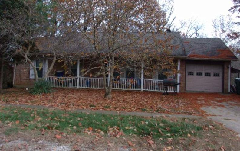 Hillcrest Dr, Radcliff, KY 40160