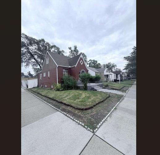 Tracey St, Detroit, MI 48227