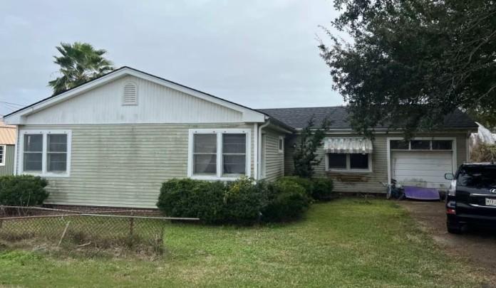 Pierce St, Golden Meadow, LA 70357