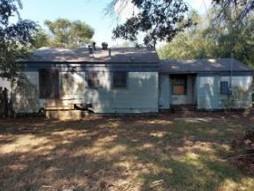 Macarthur Ave, Wake Village, TX 75501