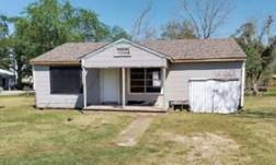 Chester St, West Orange, TX 77630