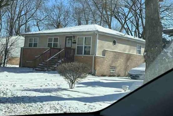 Holbrook Rd, Chicago Heights, IL 60411