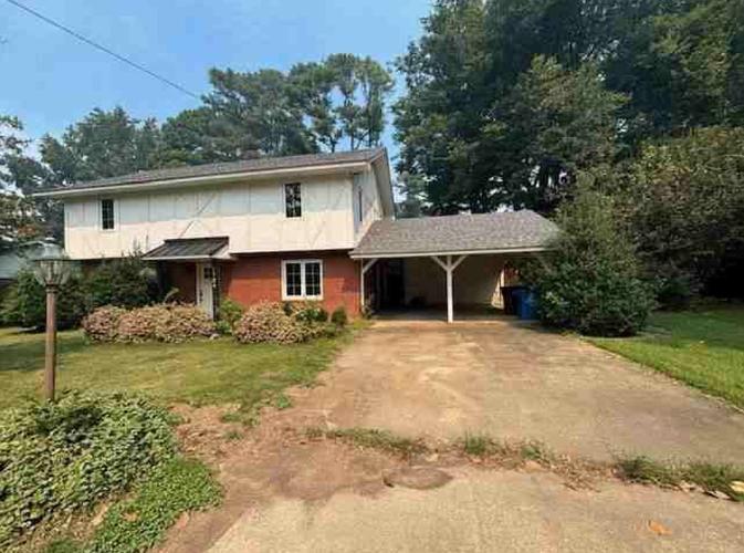Neville St, Jonesboro, AR 72401