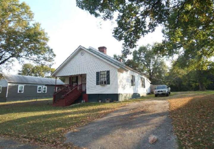 3rd St, Tallassee, AL 36078