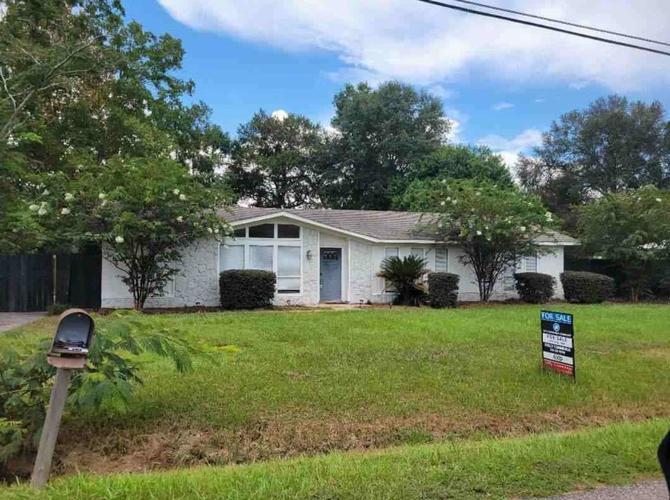 Johnson Rd S, Mobile, AL 36695