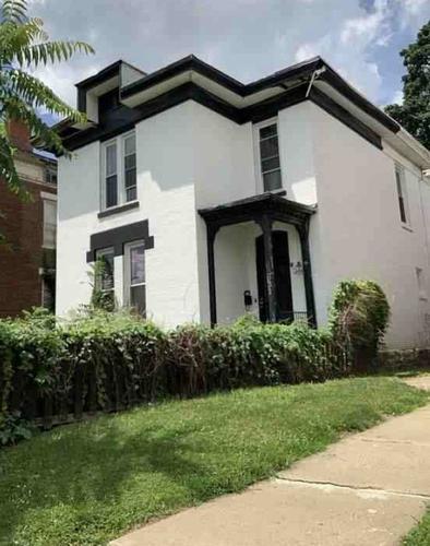 N 8th St, Quincy, IL 62301