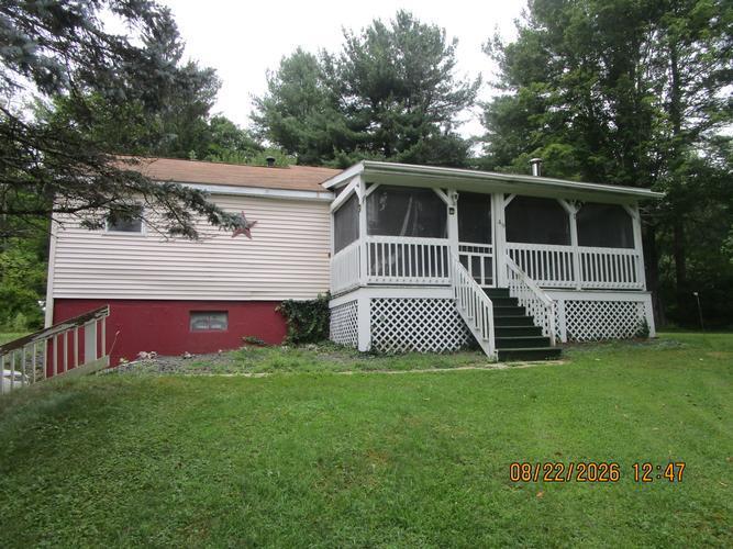 Wire Village Rd, Spencer, MA 01562