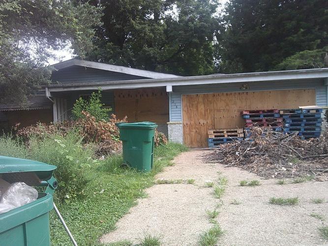 Orbitt Dr, Saint Louis, MO 63136