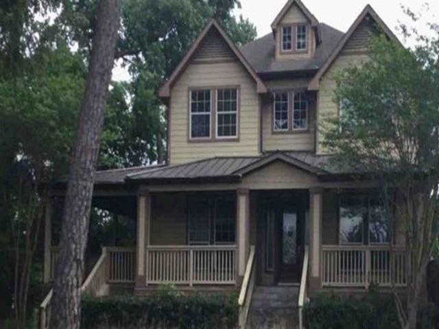 Parkerhaven Ct, Houston, TX 77008