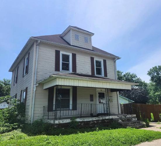 3rd Ave, Terre Haute, IN 47807