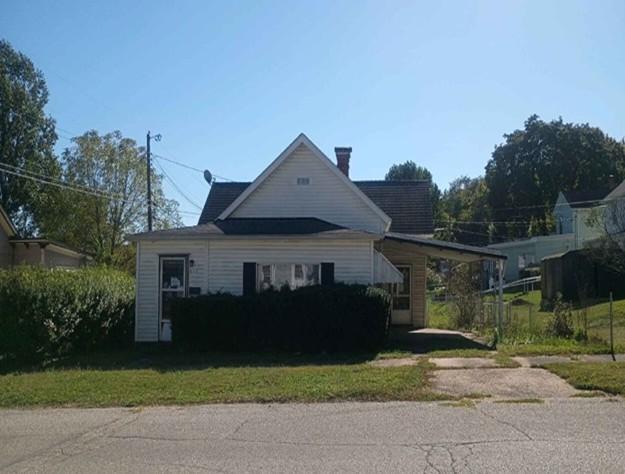 W 9th St, Connersville, IN 47331