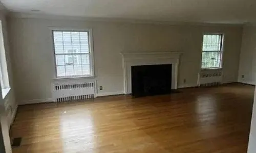 Pilgrim Rd, West Hartford, CT 06117