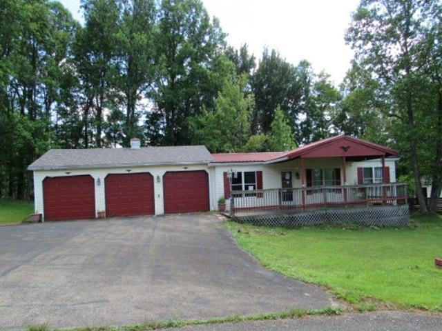 Victoria Ln, Hopwood, PA 15445