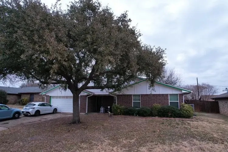 Steeplewood Dr, North Richland Hills, TX 76180