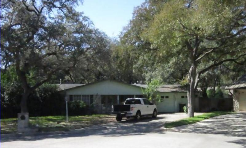 Rhonda Dr, Universal City, TX 78148