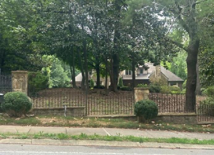 Peachtree Dunwoody Rd, Sandy Springs, GA 30342