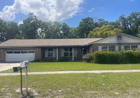Mango Dr, Palatka, FL 32177