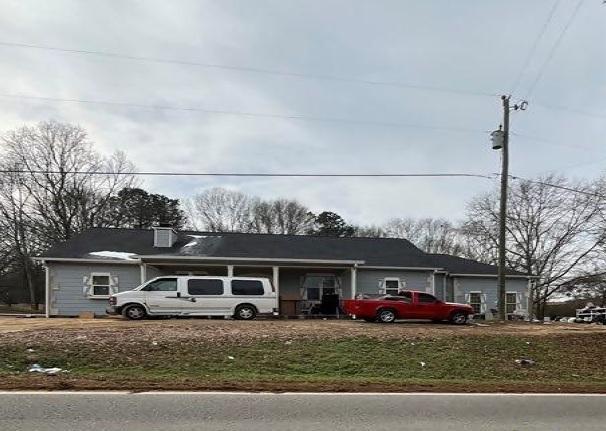 Dee Kennedy Rd, Auburn, GA 30011