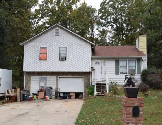 Landing Ct, Douglasville, GA 30135