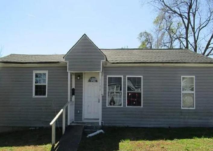 Freeney Ave, Suffolk, VA 23434