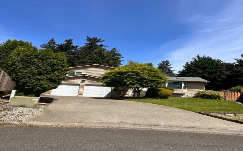 26th Dr S, Federal Way, WA 98003