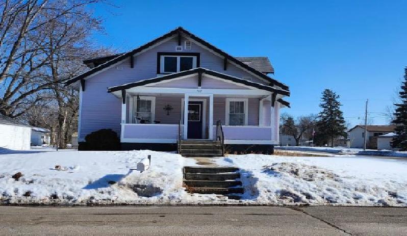 6th St Sw, Little Falls, MN 56345