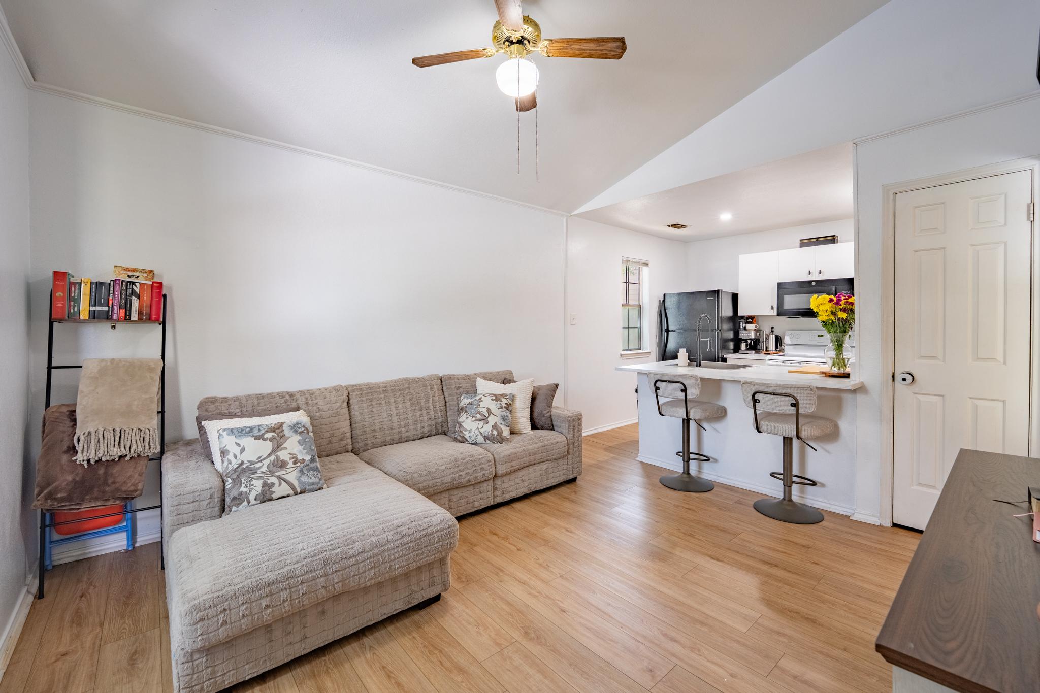 Hamilton Wolfe Rd, San Antonio, TX 78229
