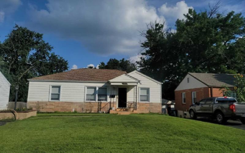 Saint Xavier Ln, Saint Ann, MO 63074