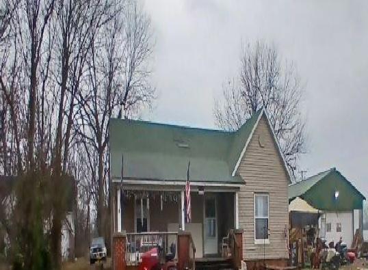 N 4th St, Deepwater, MO 64740