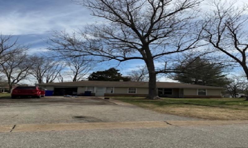 W Oak Hill Dr, Ellisville, MO 63021