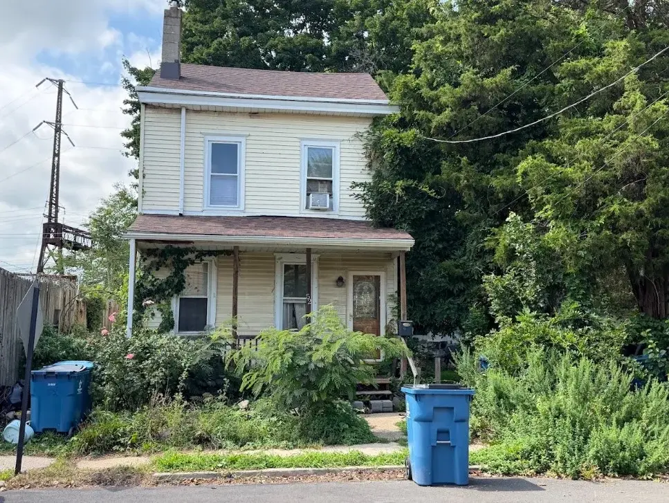 Harrison Ave, Morrisville, PA 19067